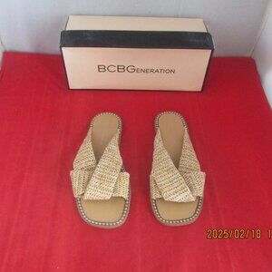 BCBGeneration Women's Melina Flat Sandal $89 - US Size 7 - Natural - 1189